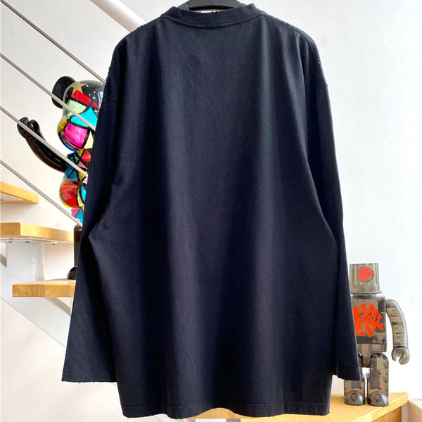Three-quarter angle view of Balenciaga luxury piece style No.411