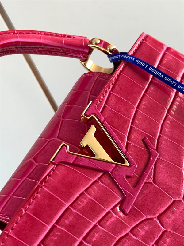  Contemporary structured bag front view 19