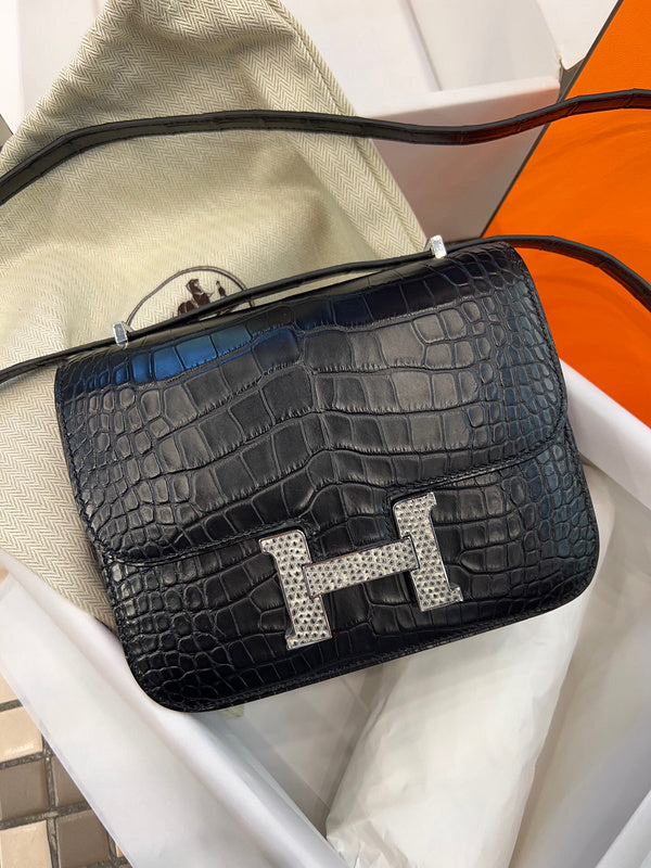 Structured bag women's premium everyday handbag