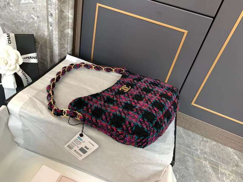 Zivas Charm Everyday Sophistication Everyday Handbag (Versatile Style Statement) – Interior View