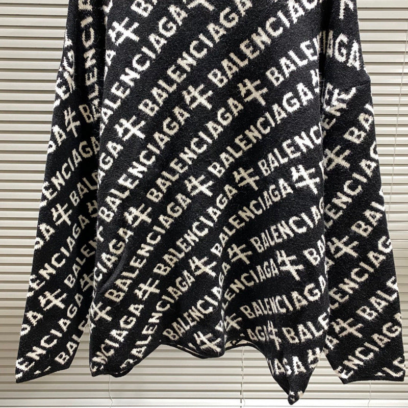 Styling view of Balenciaga luxury piece style No.385