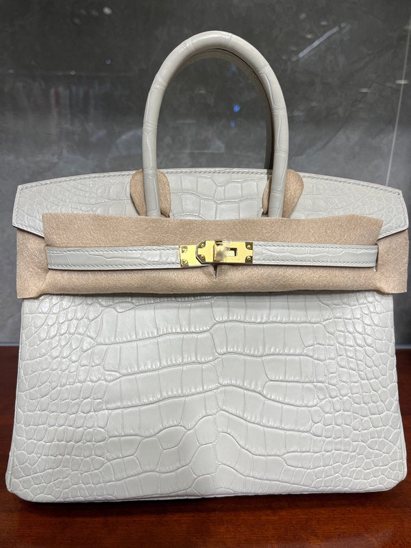 Understated bag women's premium everyday handbag