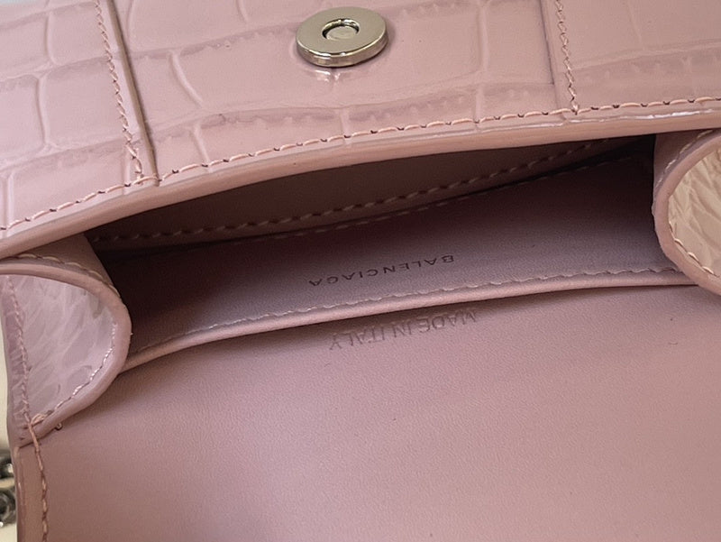 Zivas Charm Everyday Sophistication Statement Handbag (Considered Detail & Form) – Side Profile