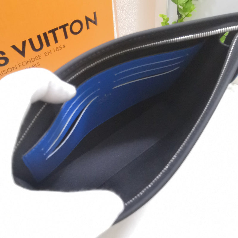 Front view of everyday-luxe classic women's handbag – women's premium purse