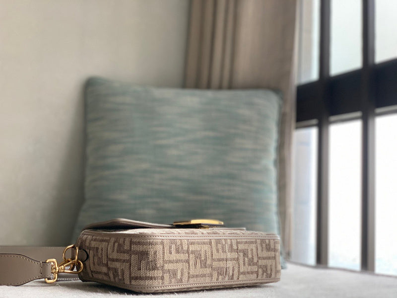Ziva's Charm handbag – interior view (27cm*6cm*15cm)