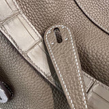Crisp handbag styled for everyday wear
