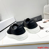 Givenchy shoes Style 031 - packaging and accessories