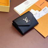  Clean-Lined crossbody bag front view 7