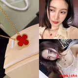 Angled view of Van Cleef & Arpels unisex jewelry piece