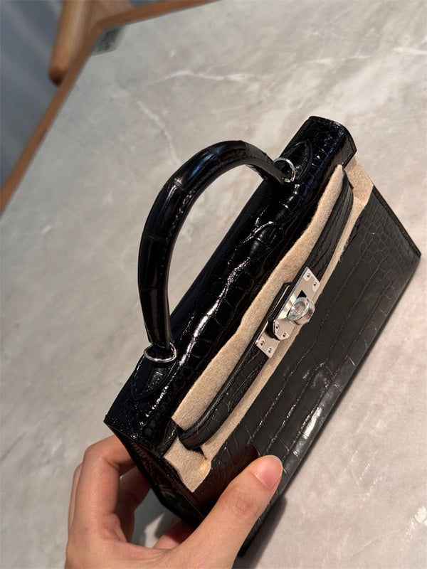 Minimalist handbag styled for everyday wear