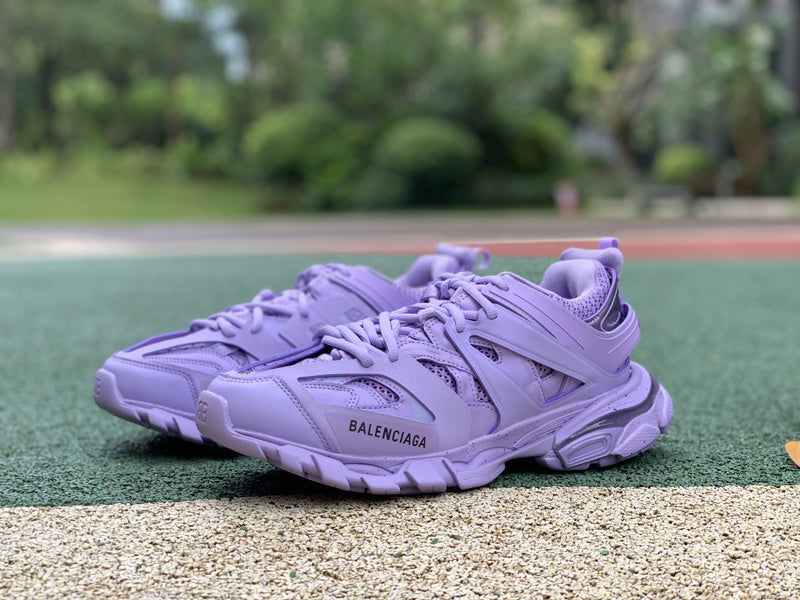 Nike Men's & Women's Premium Designer Sneakers — Style 214 interior view