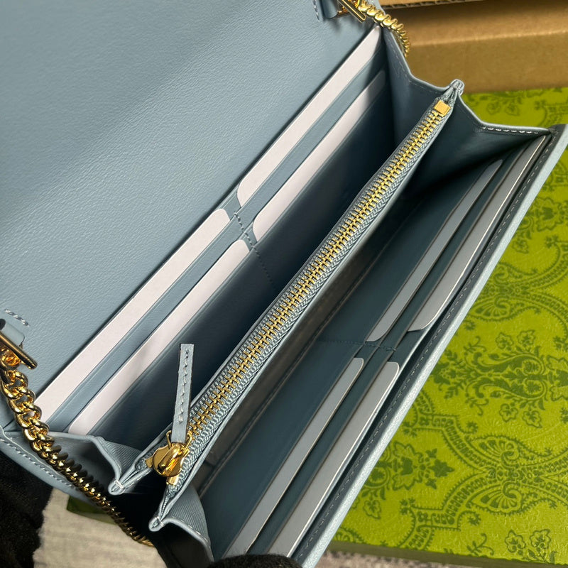 Close-up detail of polished signature women's handbag – women's premium purse