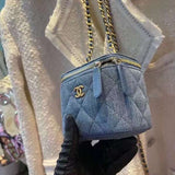  women's handbag, versatile design, view 1