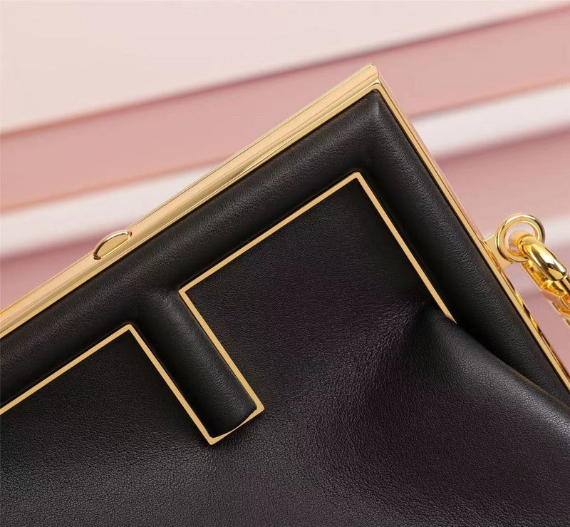 Ziva's Charm handbag – product shot (Standard Size)