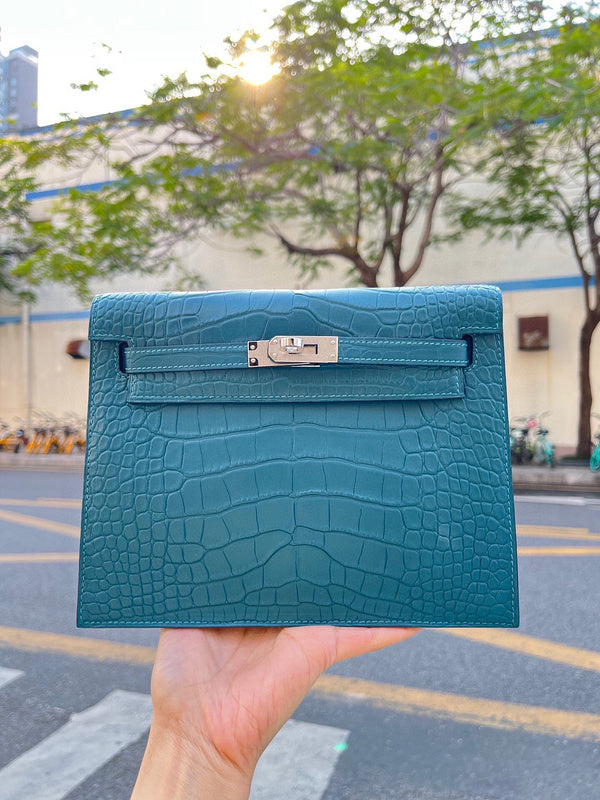 Minimalist bag women's premium everyday handbag