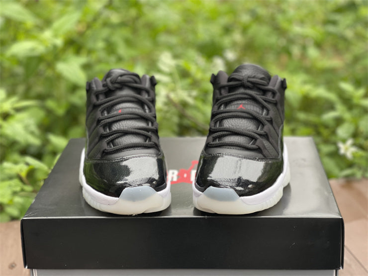 Nike Men's & Women's Luxury Low-Top Trainers — Style 225 interior view