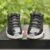 Nike Men's & Women's Luxury Low-Top Trainers — Style 225 interior view