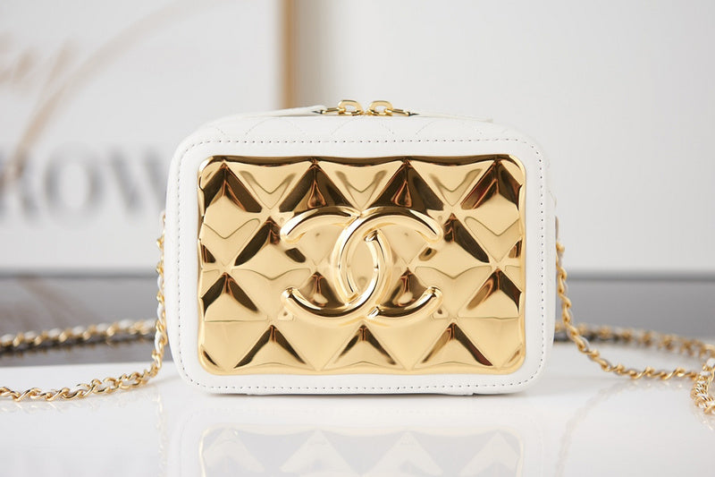  women's handbag, versatile design, view 3