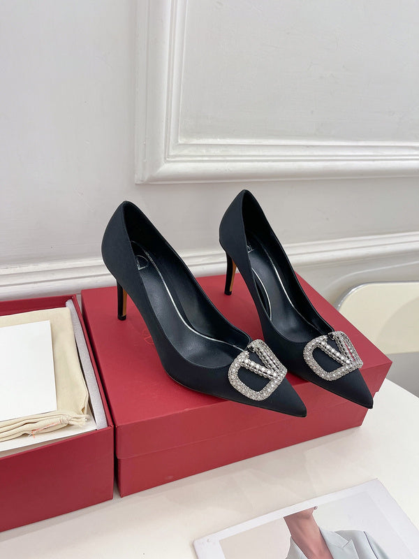 Close-up detail view of Valentino Garavani luxury piece style No.220