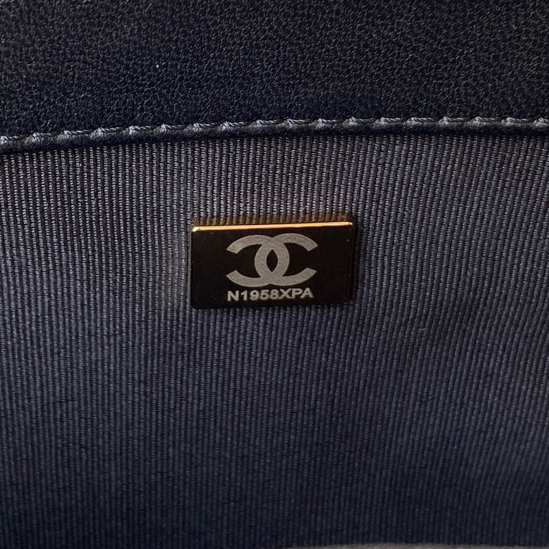  women's handbag, versatile design, view 5