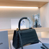 Ziva's Charm handbag – interior view (one versatile size)