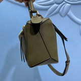 Ziva's Charm handbag – back view (16.5cm*24cm*10.5cm)