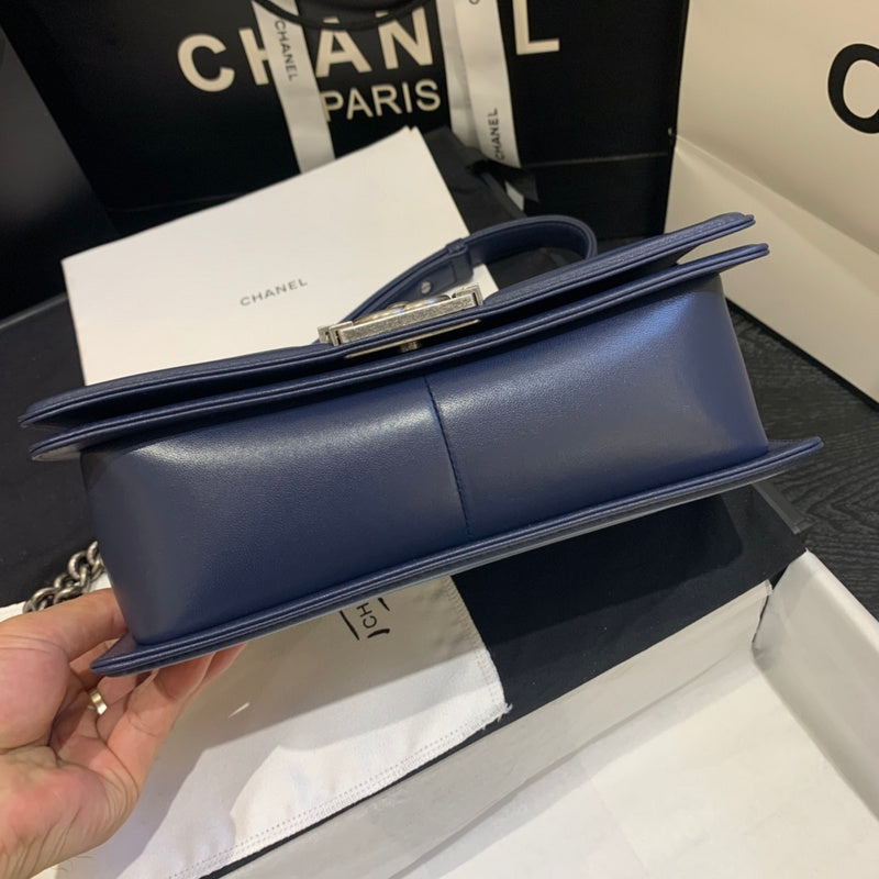  mid purse view 6