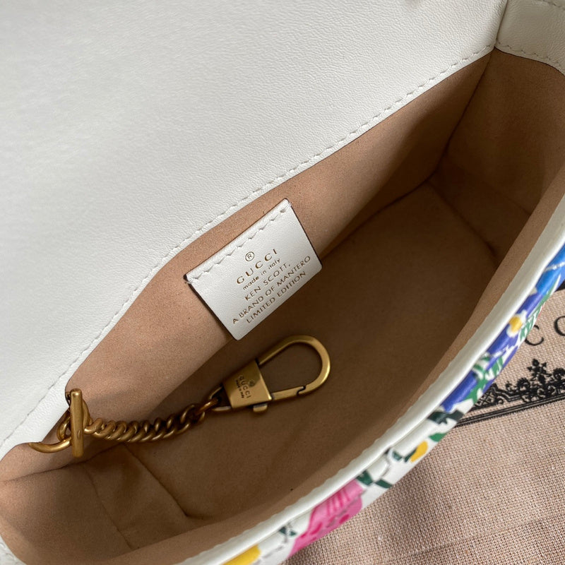 Front view of polished statement women's handbag – women's luxury accessory