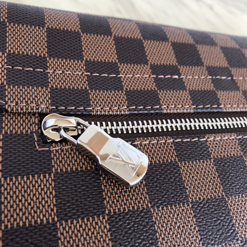 Top view of classic refined women's handbag – women's luxury handbag