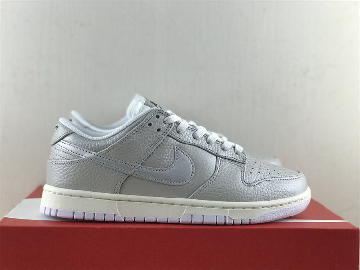 Nike fresh white-and-black luxury sneakers view 18 streetwear statement look