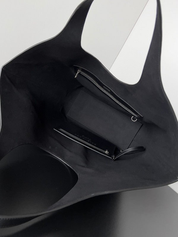 Zivas Charm Versatile Design Fashion Handbag (Elevated Accessory Essential) – Lifestyle Shot