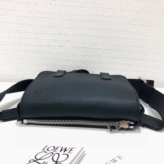 Ziva's Charm handbag – back view (18cm*14cm*4.5cm)