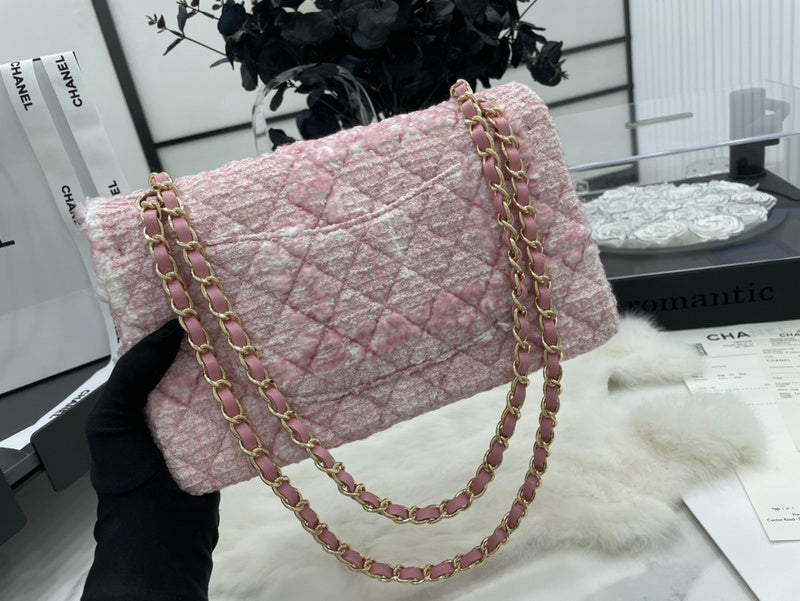 Zivas Charm Sleek Silhouette Designer Handbag (Refined Practical Design) – Lifestyle Shot