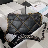  women's handbag, mid design, view 2