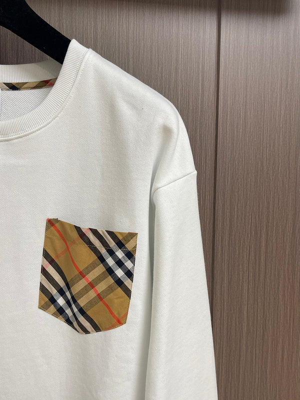 Three-quarter angle view of Burberry luxury piece style No.452