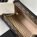  timeless everyday bag detail view showing craftsmanship