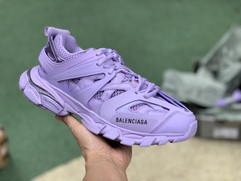 Nike Men's & Women's Premium Designer Sneakers — Style 214 detail view