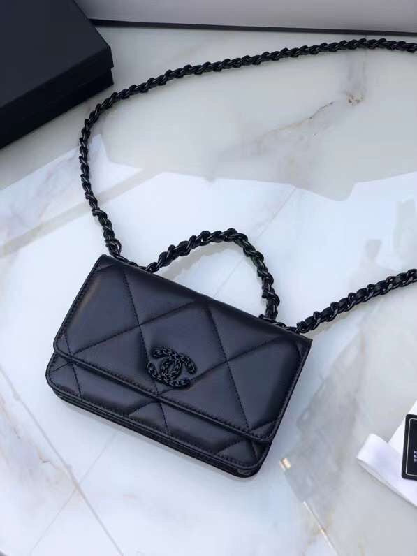  handbag, mid everyday style, image 1