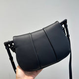 Ziva's Charm handbag – detail view (25cm*17cm*8cm)