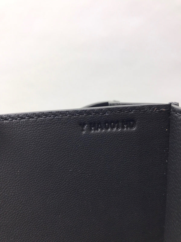 Interior view of streamlined premium bag