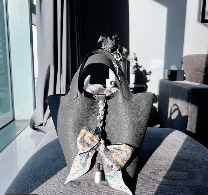 Side view of crisp structured handbag