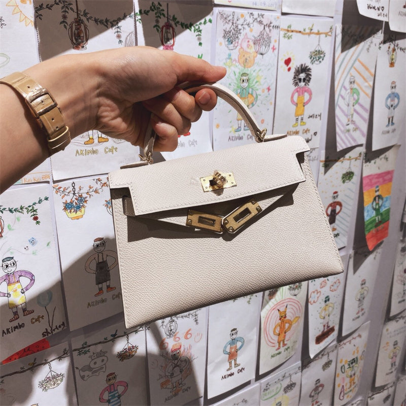 Interior view of tailored premium bag