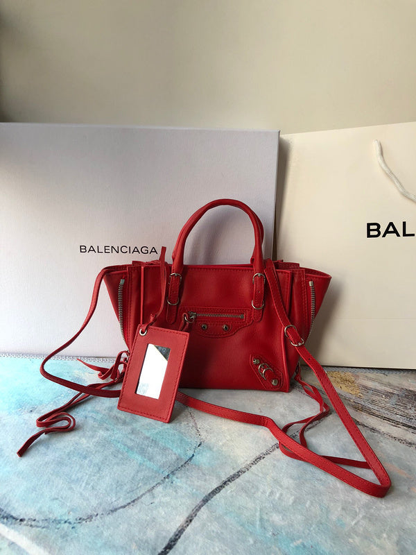 Understated Faux Leather Handbag - Chic Everyday Appeal | Women's Luxury Handbag #978 - front view (image 1) of designer-inspired handbag