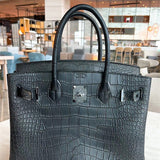 structured bag close-up of hardware and finish