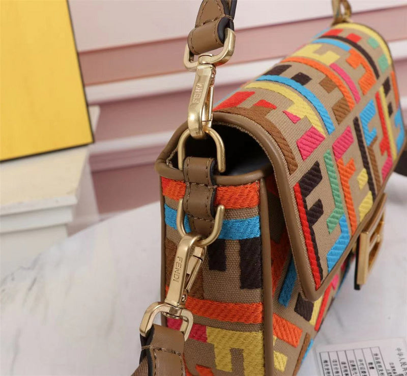Ziva's Charm handbag – interior view (Standard Size)