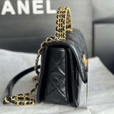 Zivas Charm Chic Craftsmanship Luxury Handbag (Elevated Accessory Essential) – Styled Look
