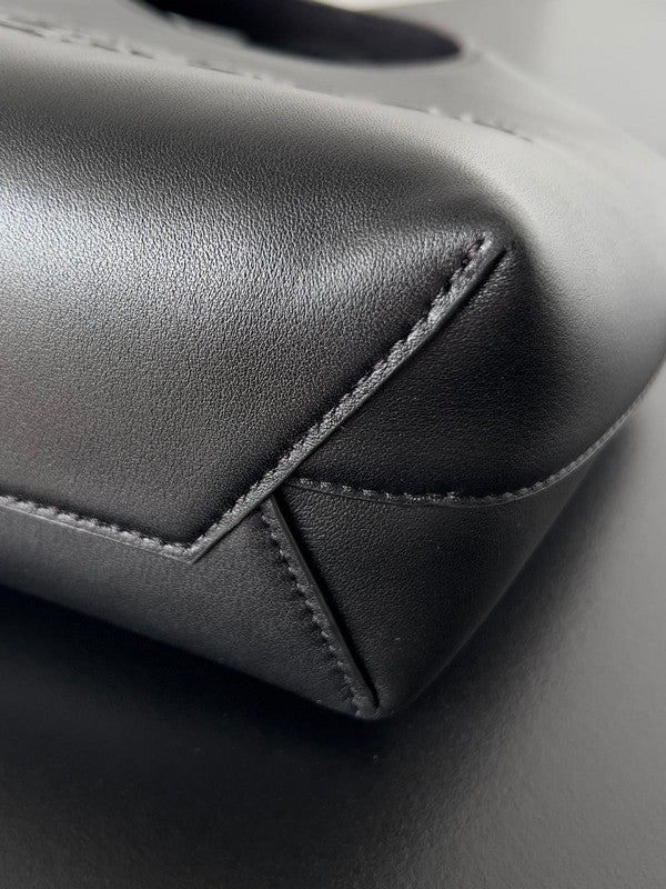 Zivas Charm Modern Minimalist Look Statement Handbag (Elevated Daily Companion) – Interior View