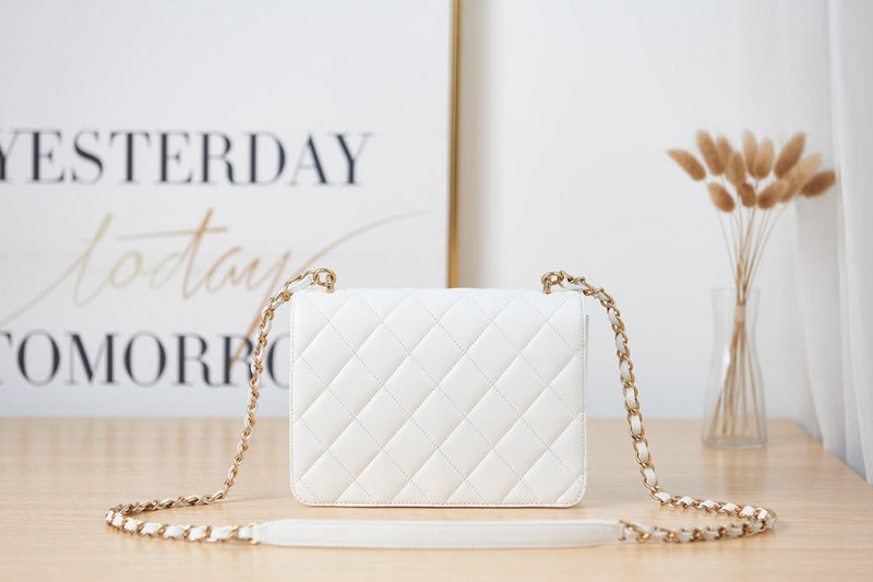  women's handbag, versatile design, view 5