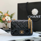  mid purse view 5