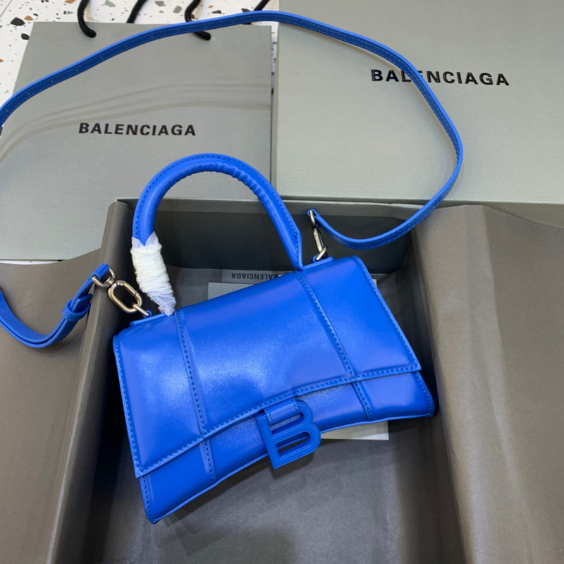 Sophisticated Vegan Leather Handbag - Chic Everyday Appeal | Women's Statement Accessory #575 - side angle view (image 2) of designer-inspired handbag